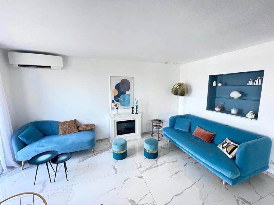 Beach Front, Superbe Appartement Pour 4 Personnes นีซ ภายนอก รูปภาพ