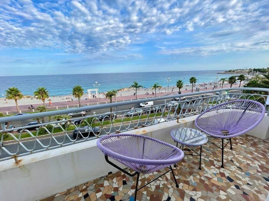 Beach Front, Superbe Appartement Pour 4 Personnes นีซ ภายนอก รูปภาพ